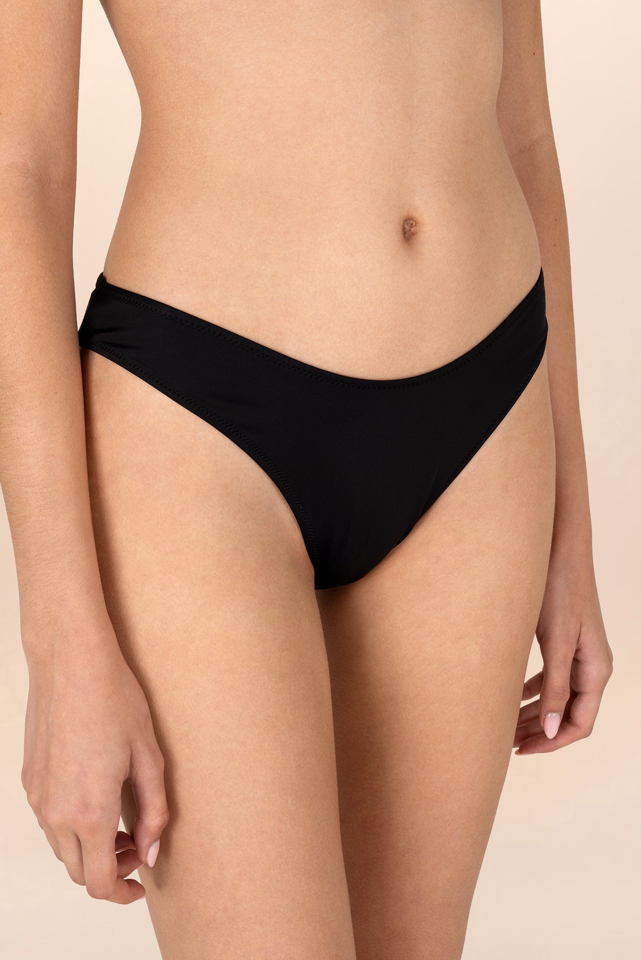 V Bottom Black