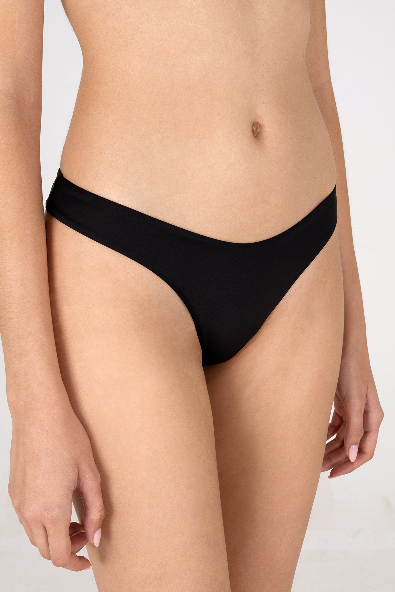 Zigzag V Bottom Black