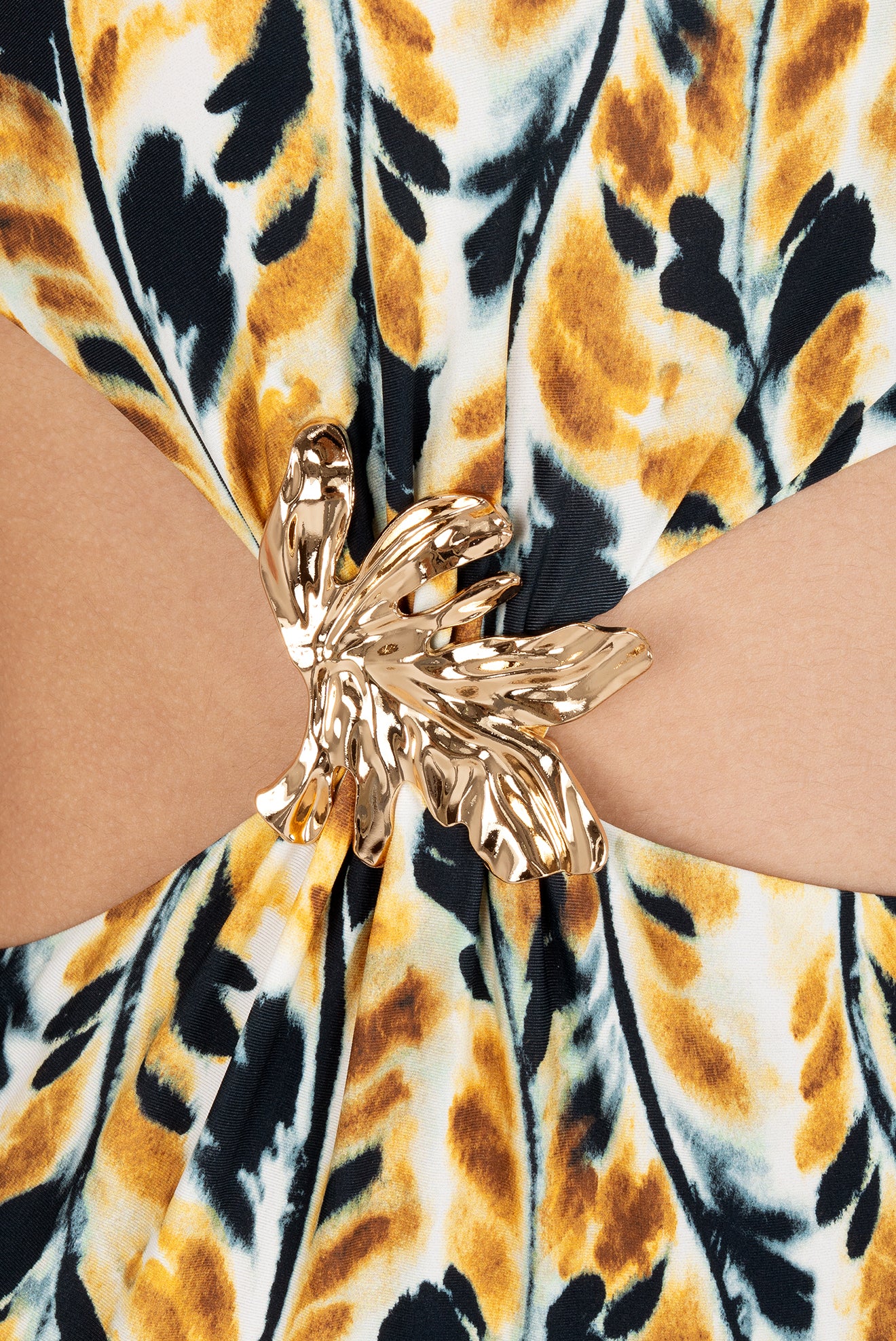 Suno One-Shoulder Accessory Trikini