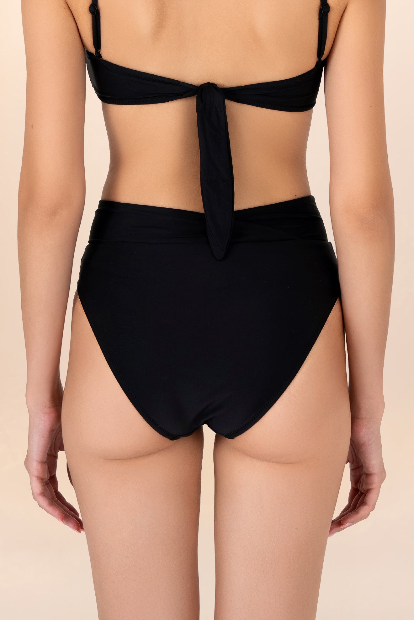 Ilhabela High-Waist Criss-Cross Bottom Black