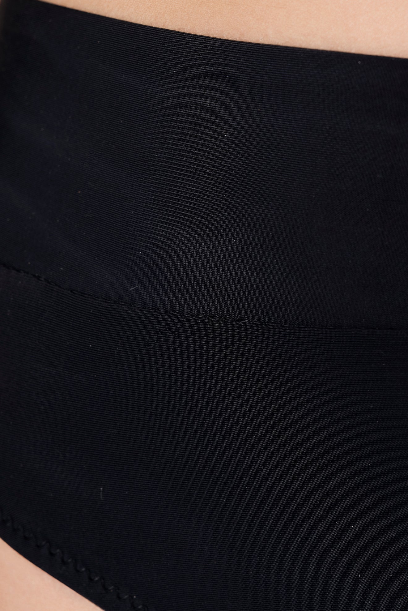 Ilhabela High-Waist Criss-Cross Bottom Black