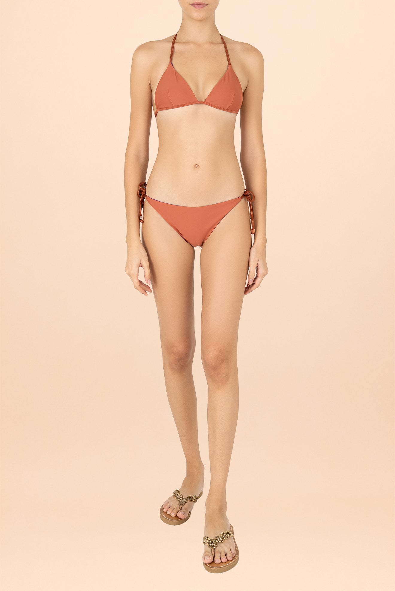 Top Triángulo Ribeteado Reversible Caoba