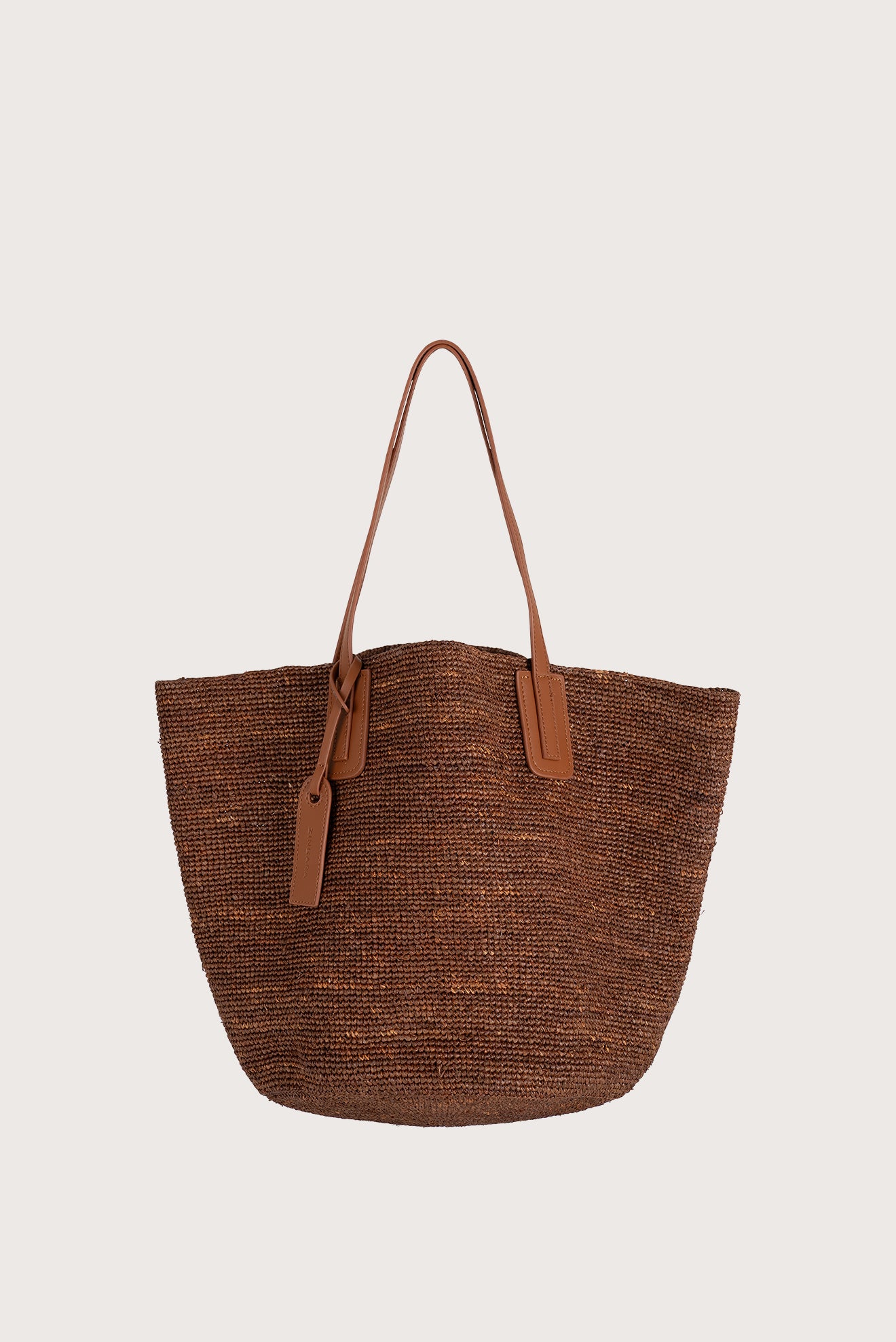 Classic Raffia Tote Bag in Mocha