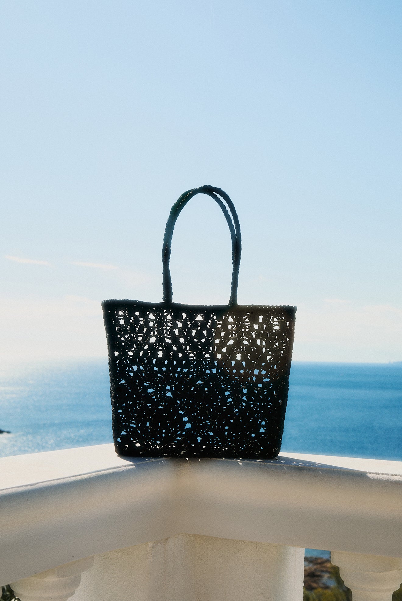 Crochet Diamond Tote Black