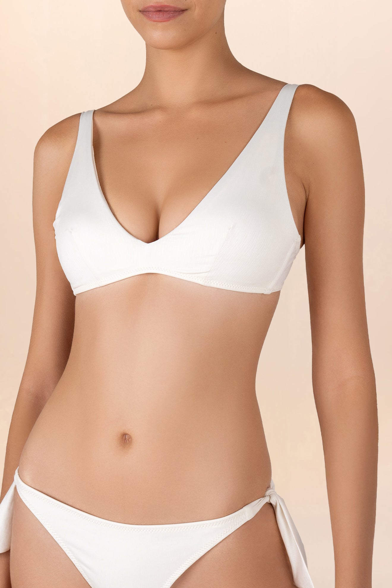 Novara V-Neck Bikini Top Offwhite