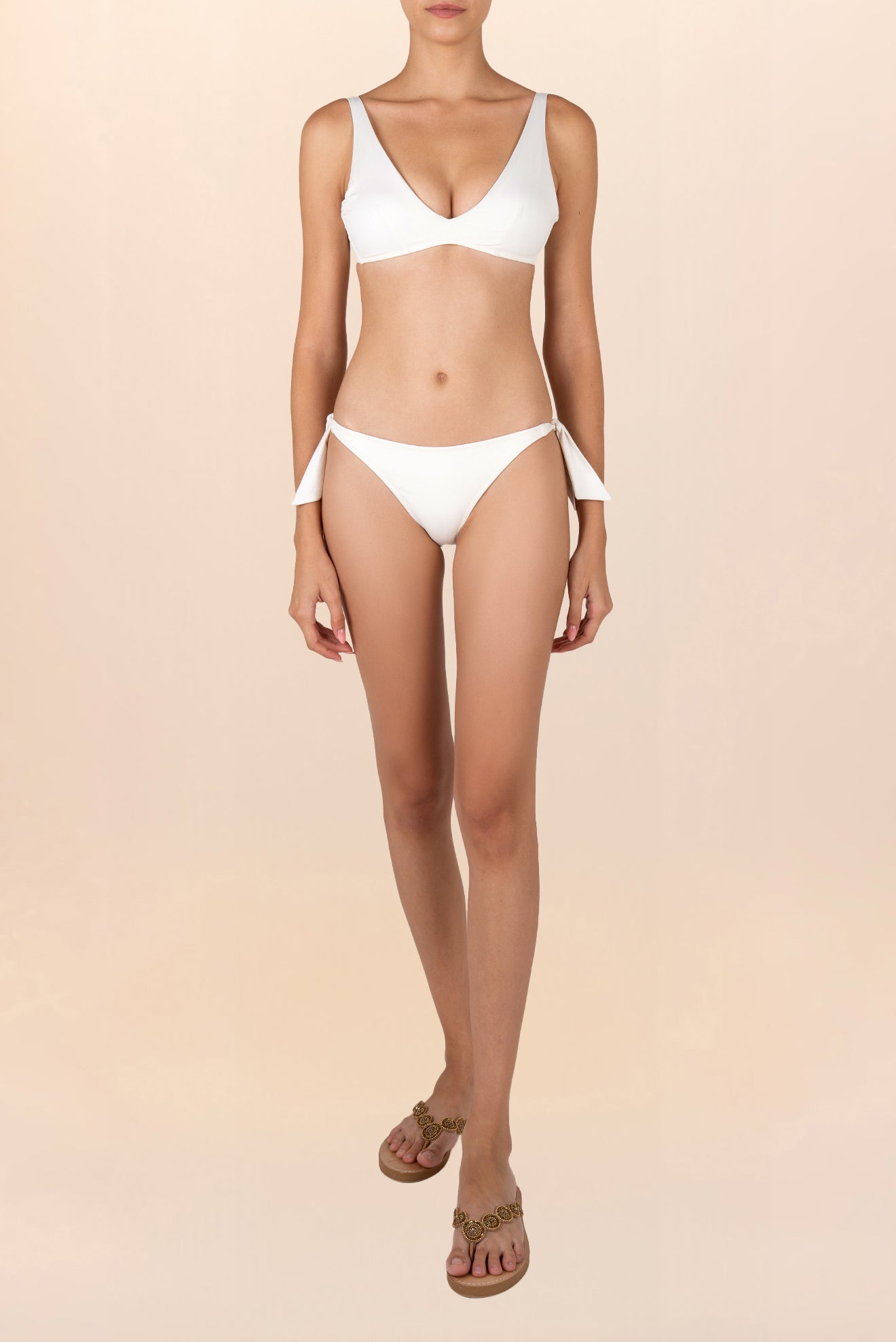 Novara V-Neck Bikini Top Offwhite