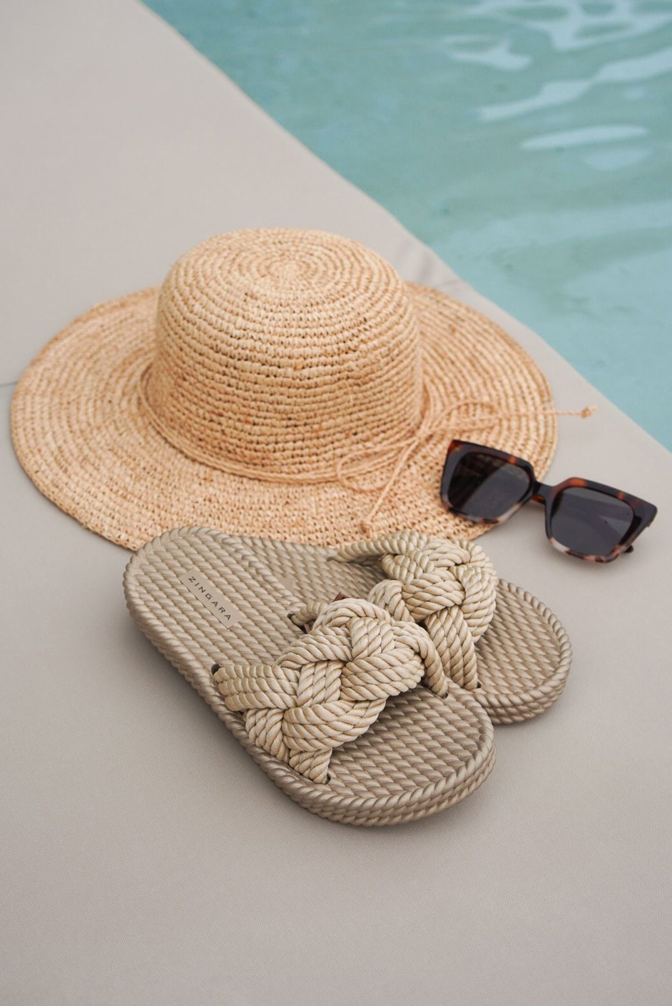Beige Knot Sandals - Artisanal Texture & Versatile Style