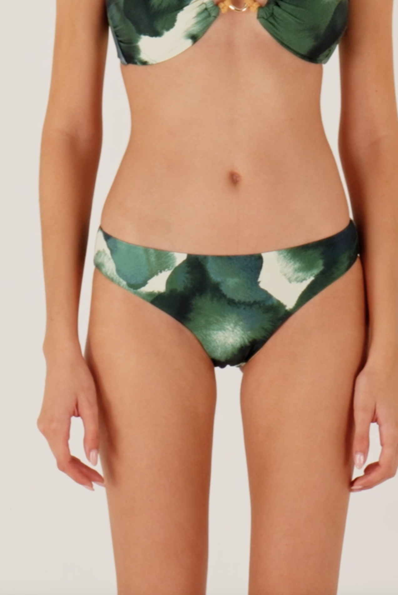 Mid-Rise Seamless Bikini Bottom Cluis