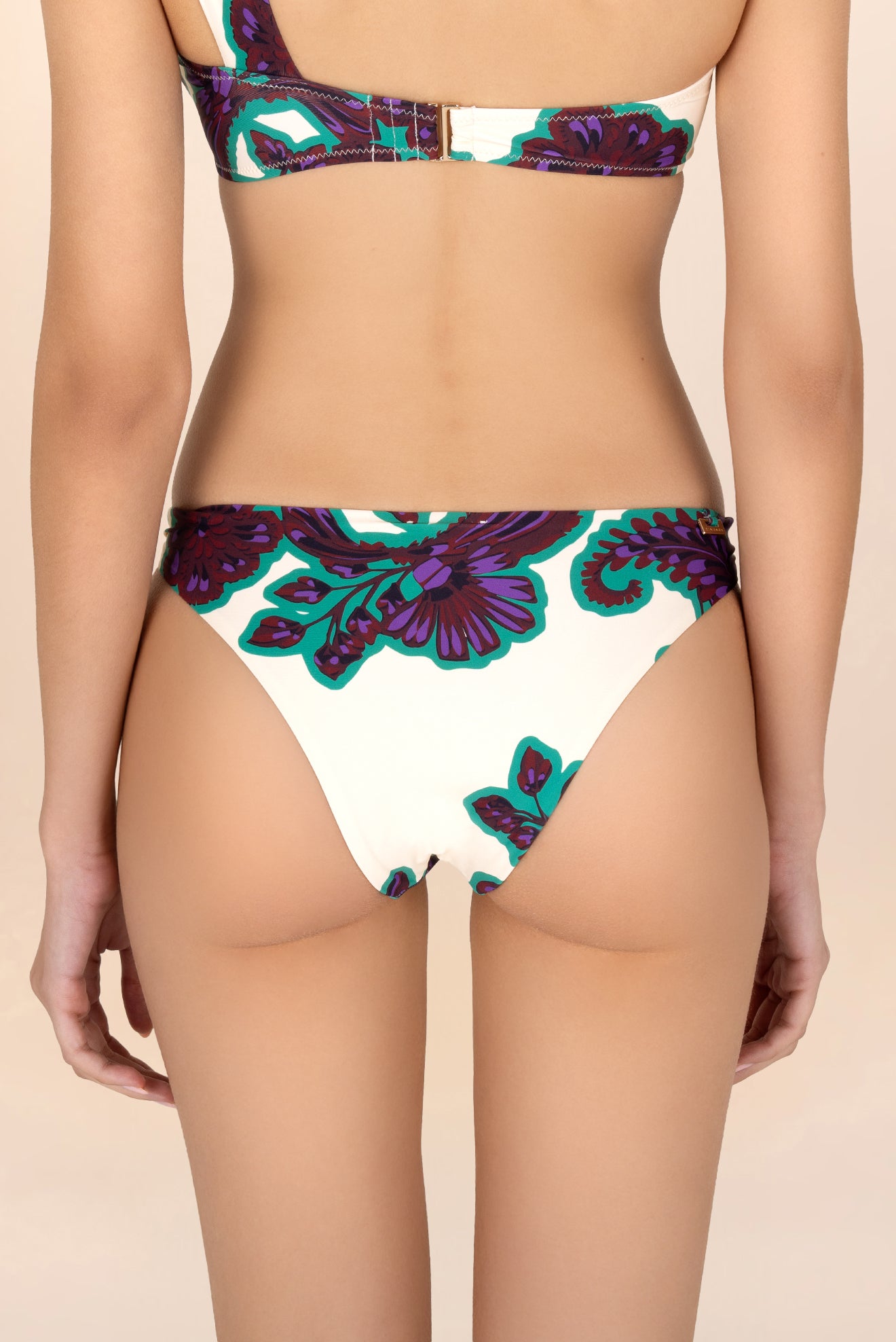 Lucera Side-Knot Bottom