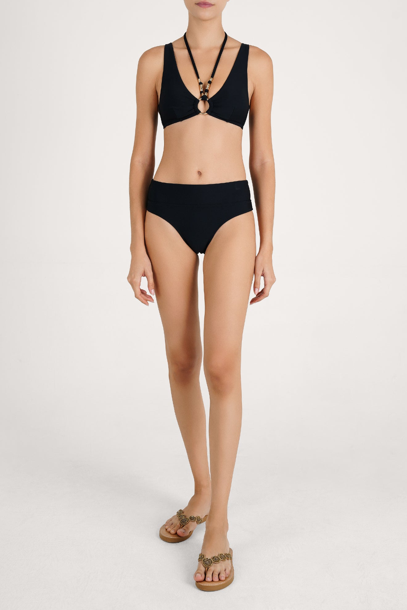 Top Accesorio Metálico Negro