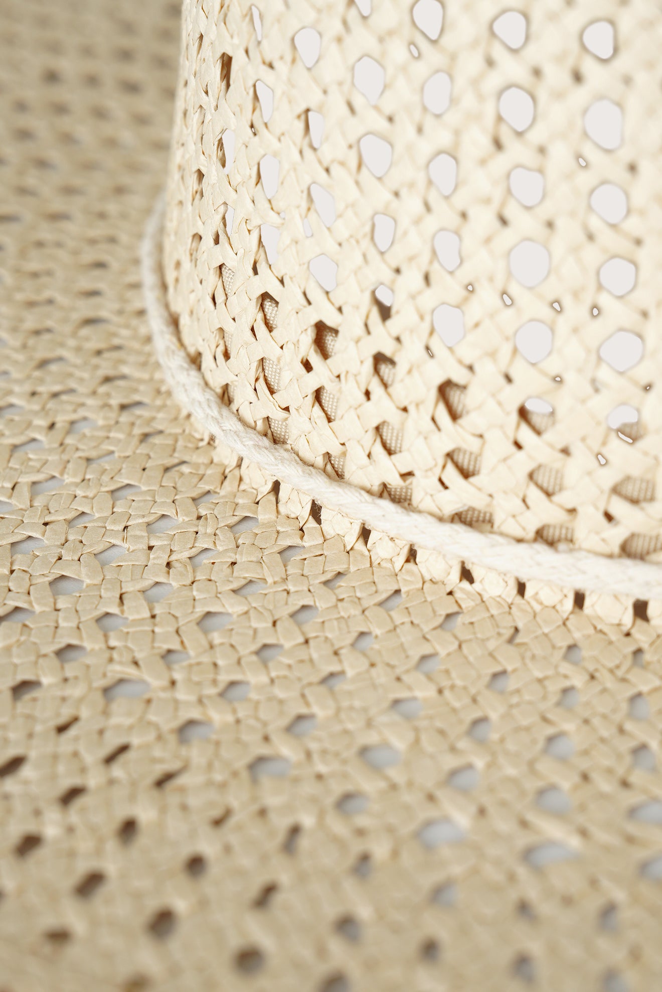 Sombrero Calado Lyon Blanco