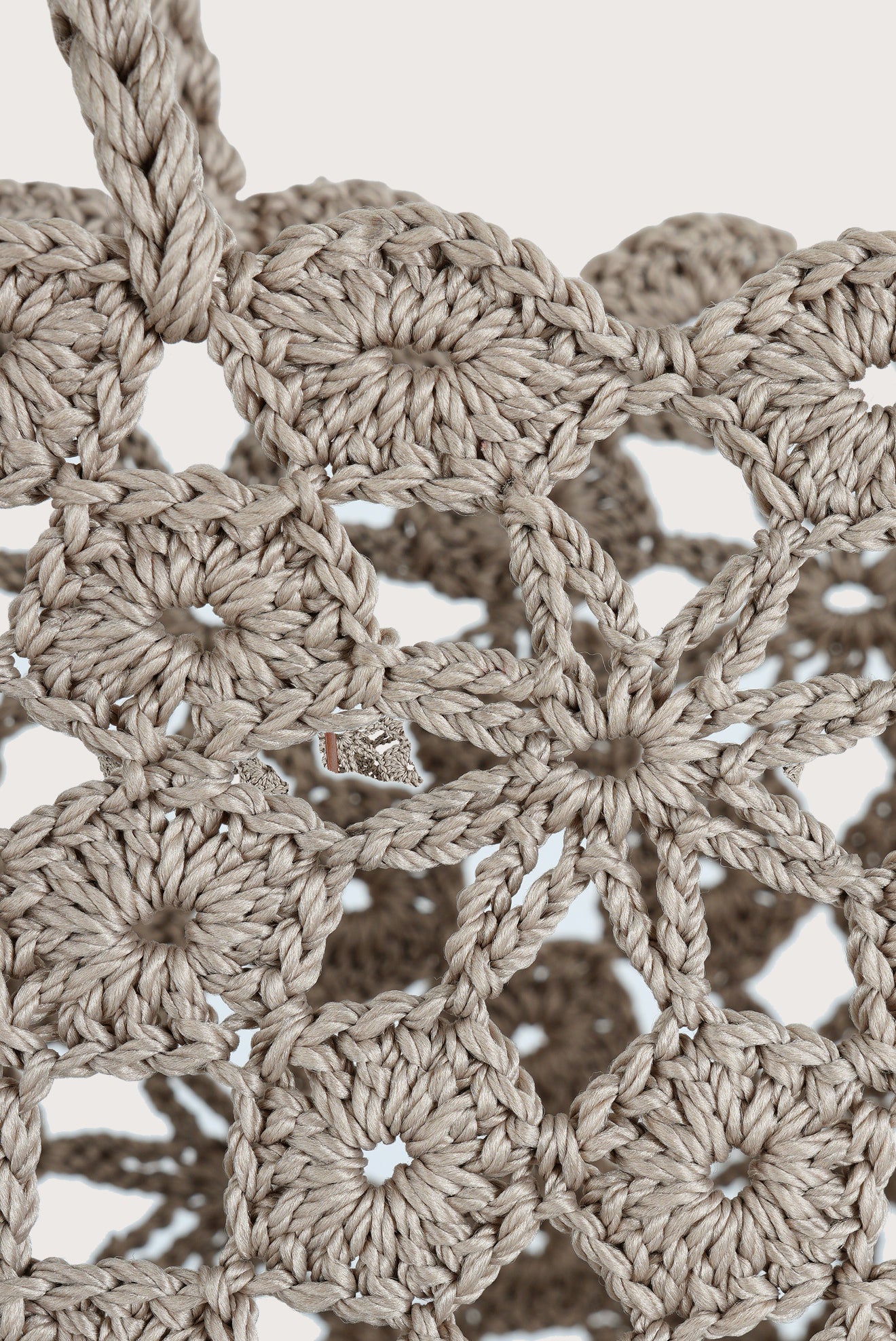FLOWERS GRAY CROCHET BAG
