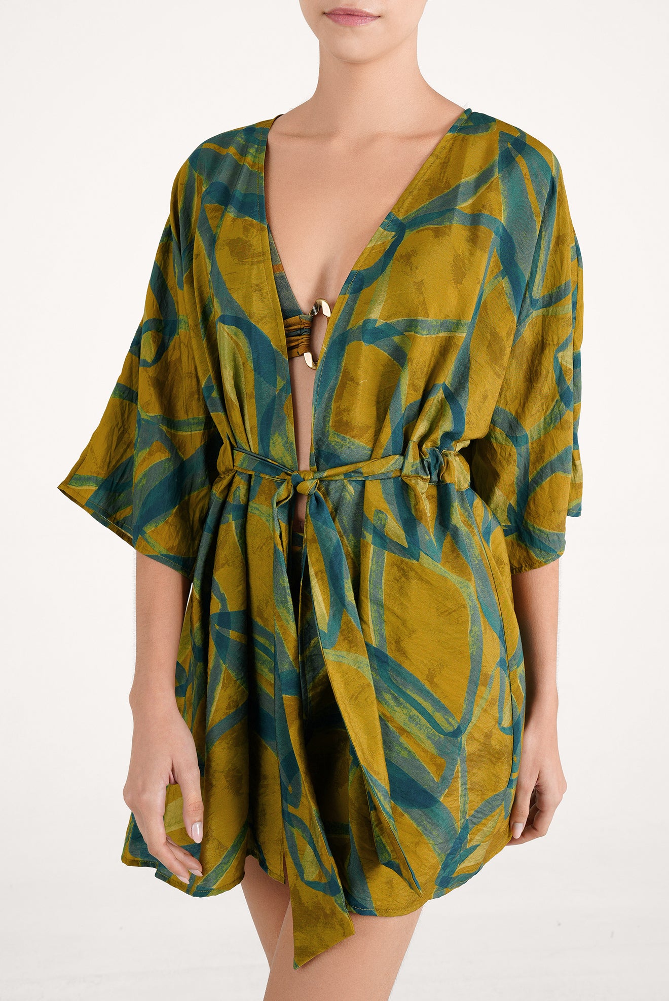 Sabia Cover Up