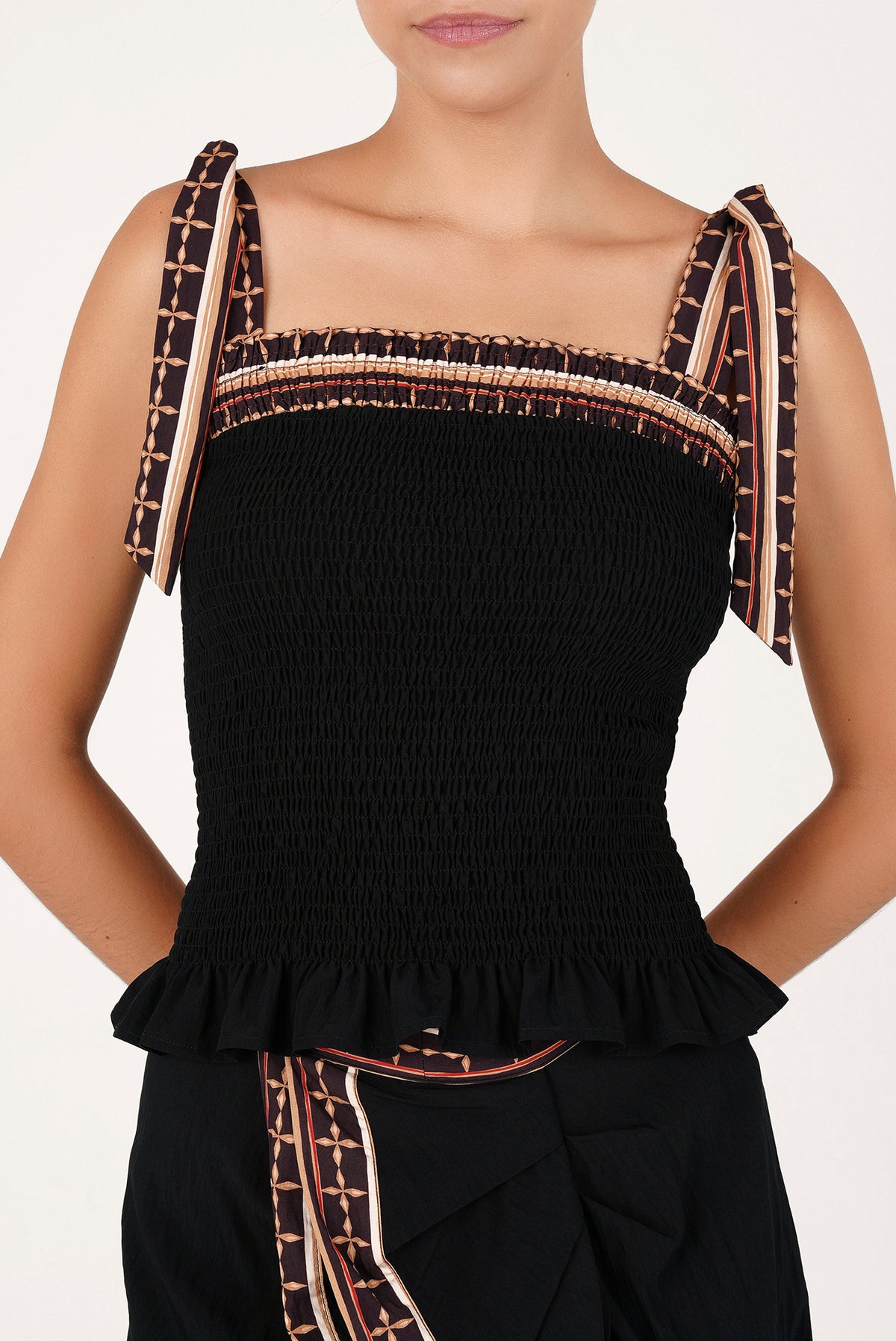 Blusa Tamaris negra — foto 2