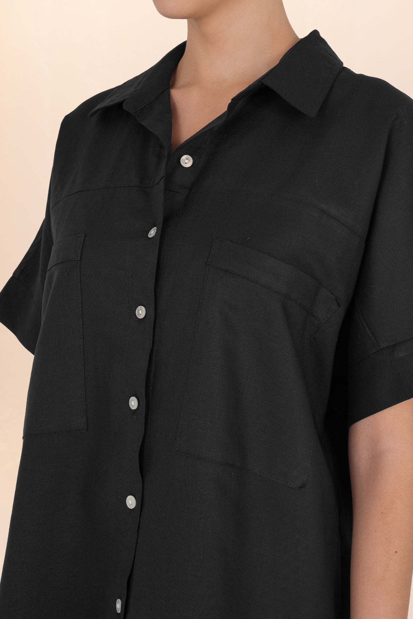 Camisa Larga de Lino Negro