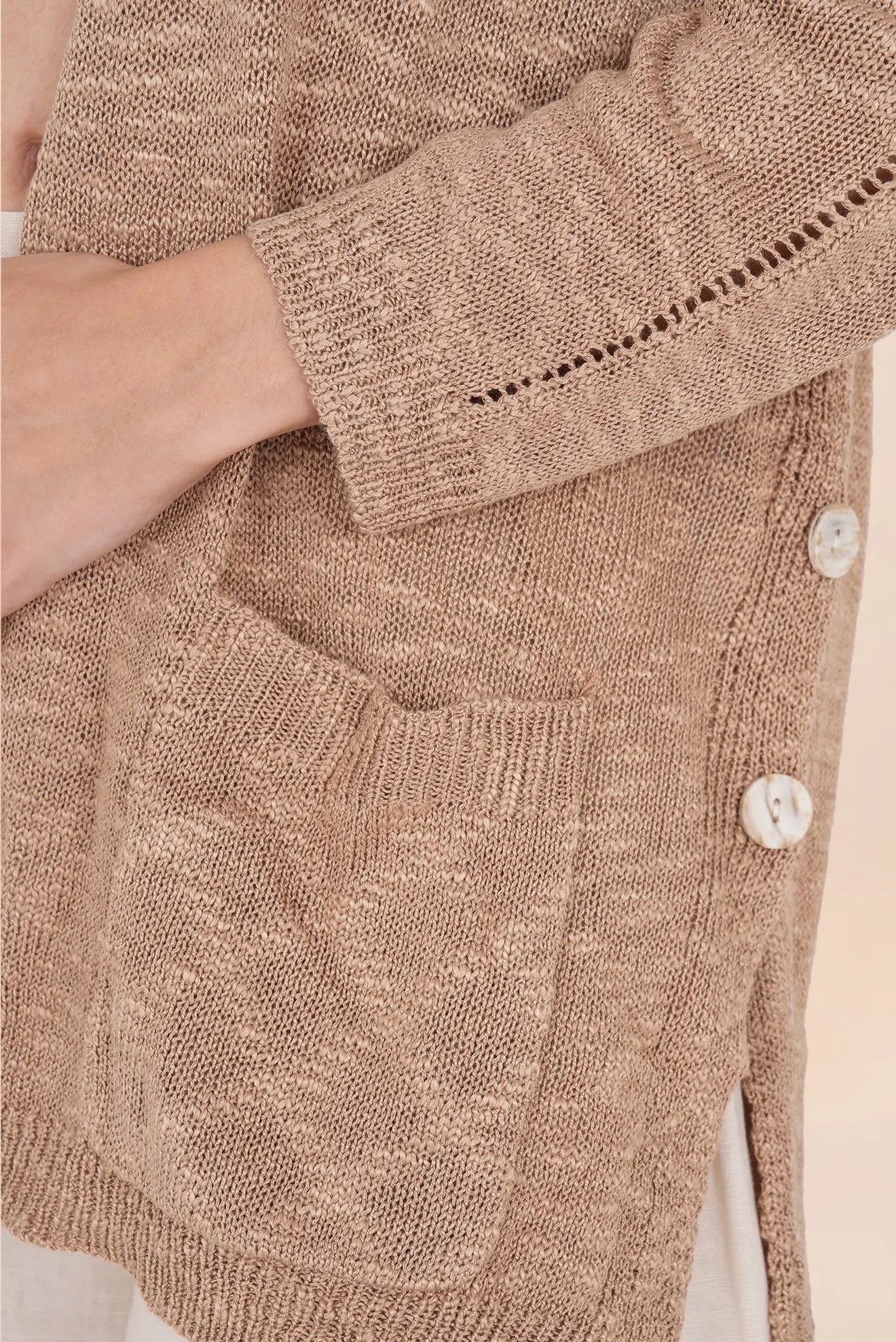 CARDIGAN CON BOLSILLOS PERLA TAUPE Zingara